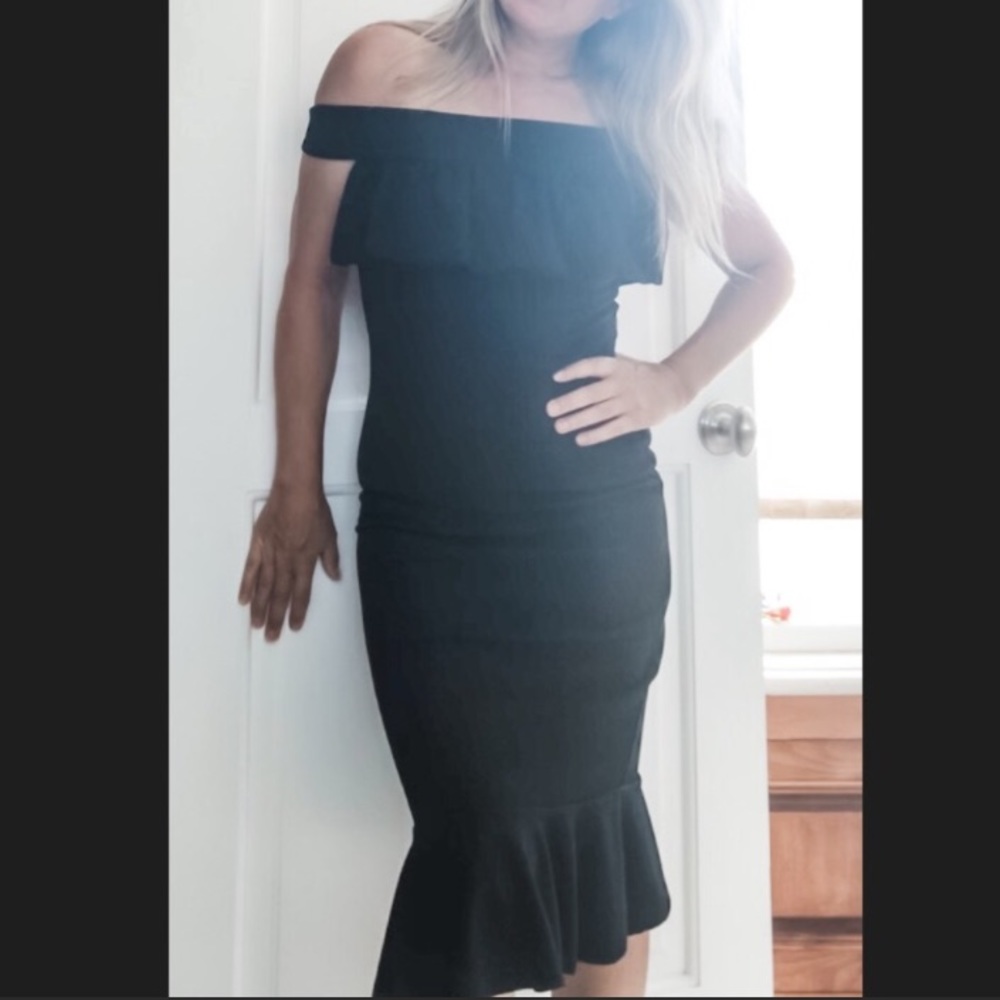 NWT Hey Dress LBD Off Shoulder Ruffle Dress Sz M